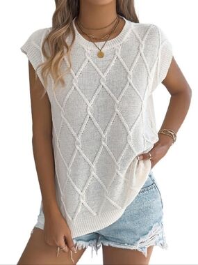 Diamond Cable Knit Sleeveless Tank Top NWOT